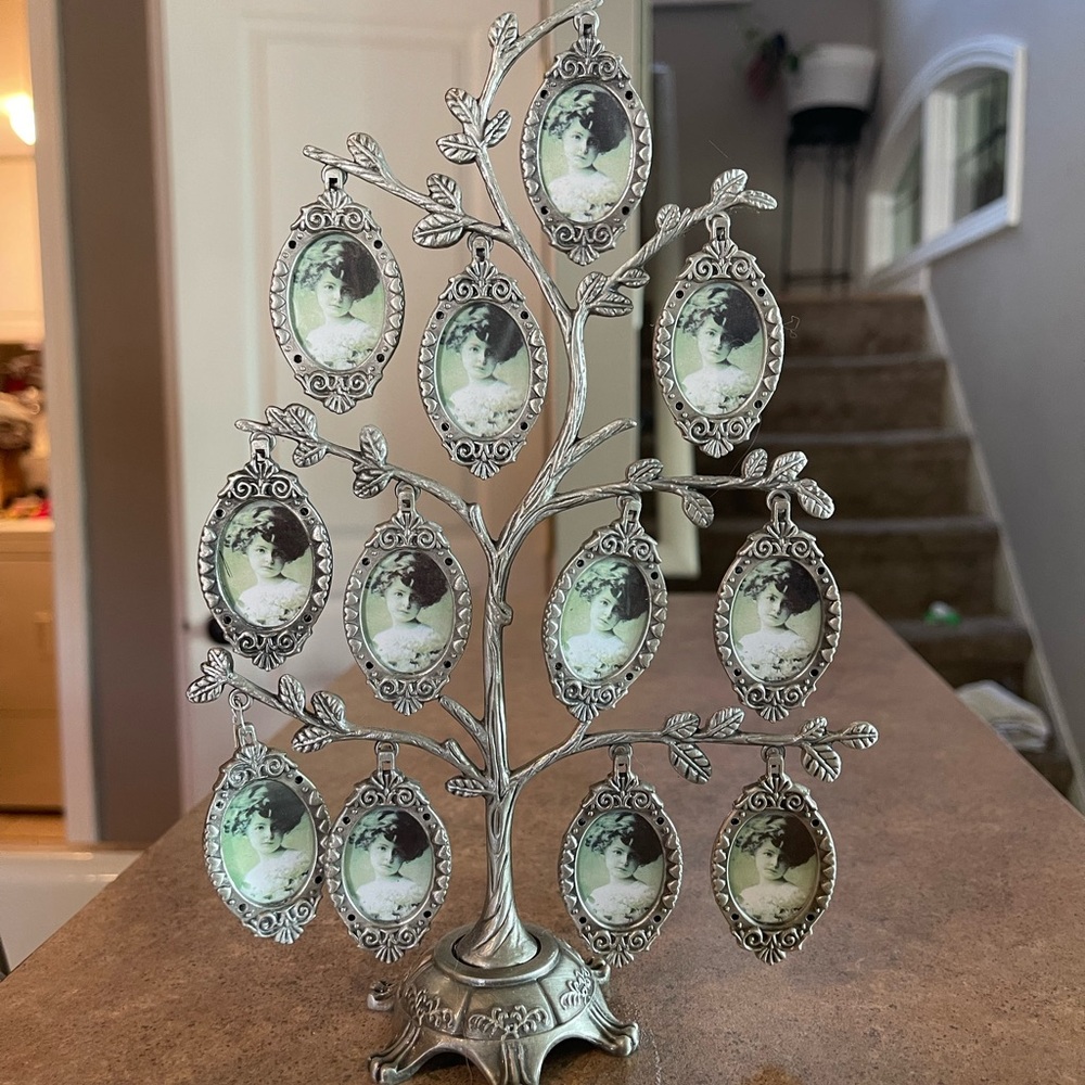 Family Tree Photo Holder